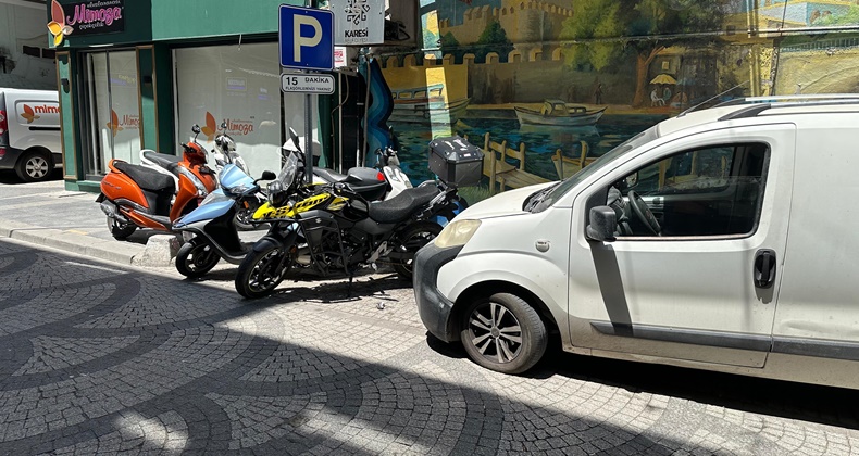 Balıkesir’de Park Sorunu Vatandaşın Çilesi Haline Geldi.