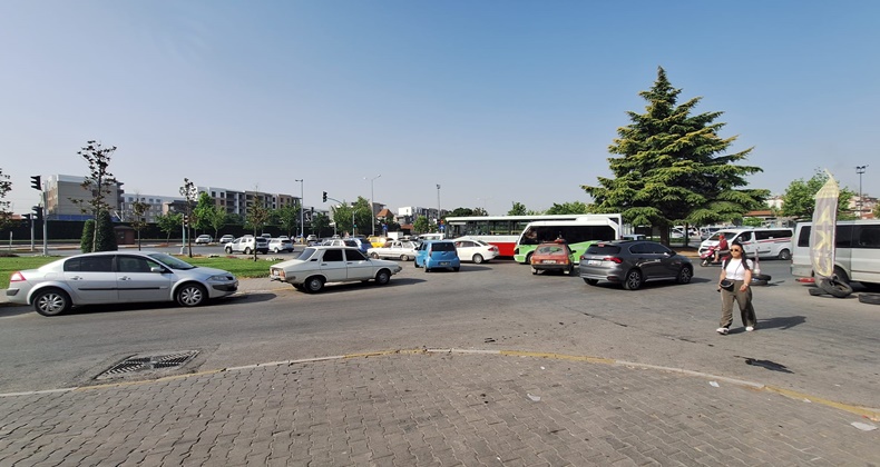 Sabah saatlerinde trafikte yoğunluk
