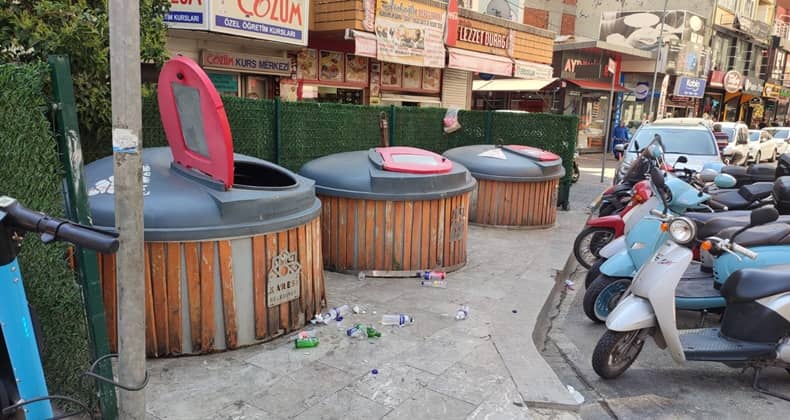 Atalar Caddesi'nde Çevre Kirliliği Tepki Çekiyor