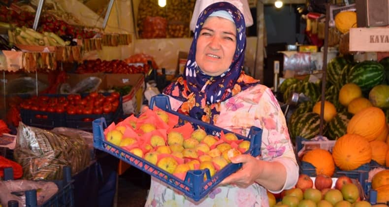 İncirin kilosu 100 lira
