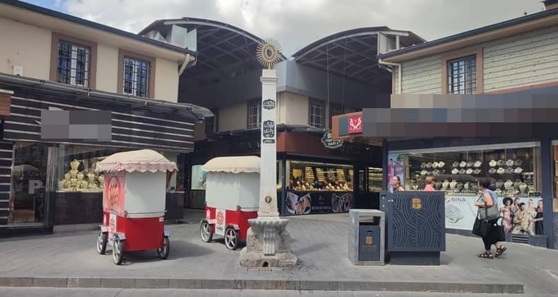 Mimari Yapısıyla İlgi Çekiyor