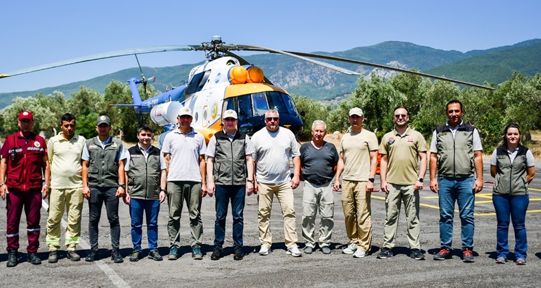 Ateş savaşçılarını ziyaret etti