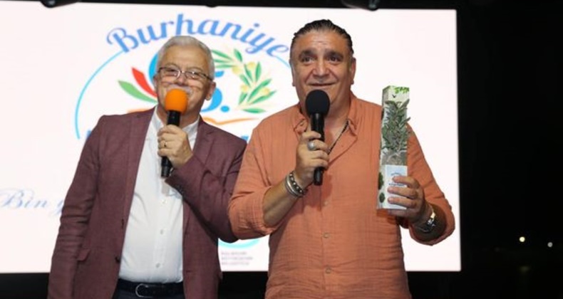 Cem Arslan’dan ‘Gazoz Ağacı’