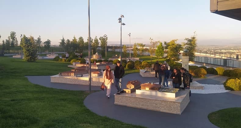Minia Balıkesir İlgi Görüyor
