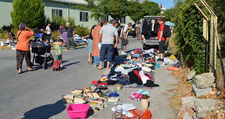 İkinci el kıyafetlere ilgi artıyor