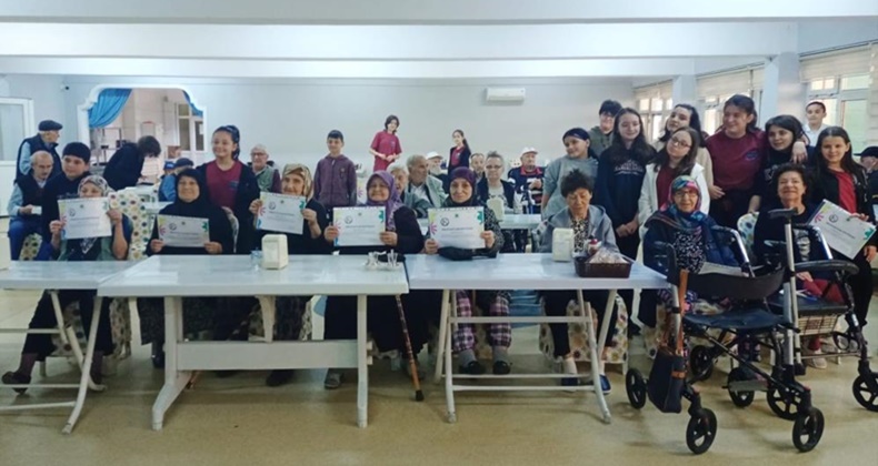 Karesi Ortaokulu projesi ‘Maarifin Yüz Akı’ dergisinde yayınlandı