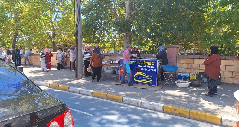 Geleneksel Lokma Hayrı Yoğun İlgi Görüyor