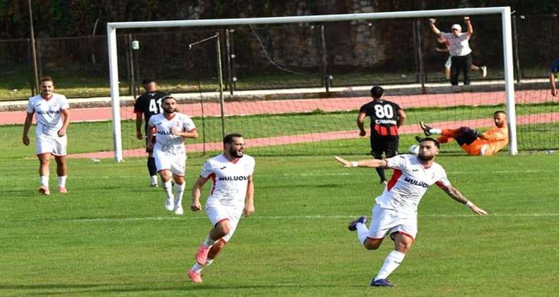 Balıkesirspor Uşak deplasmanından 3 puanla dönüyor