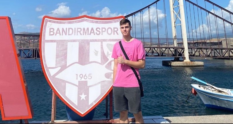 UMUT CEM AKINCI BANDIRMASPOR'A TRANSFER OLDU