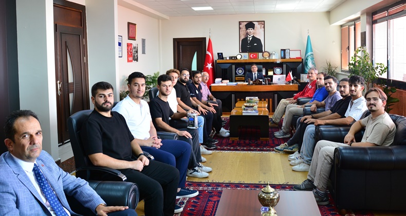 TEKNOFEST Finalinde Yarışacak Öğrencilerle Buluştu