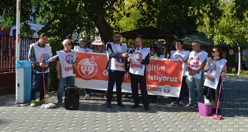 “Okullarda Temizlik Personeli Eksikliği Eğitimi Tehdit Ediyor”