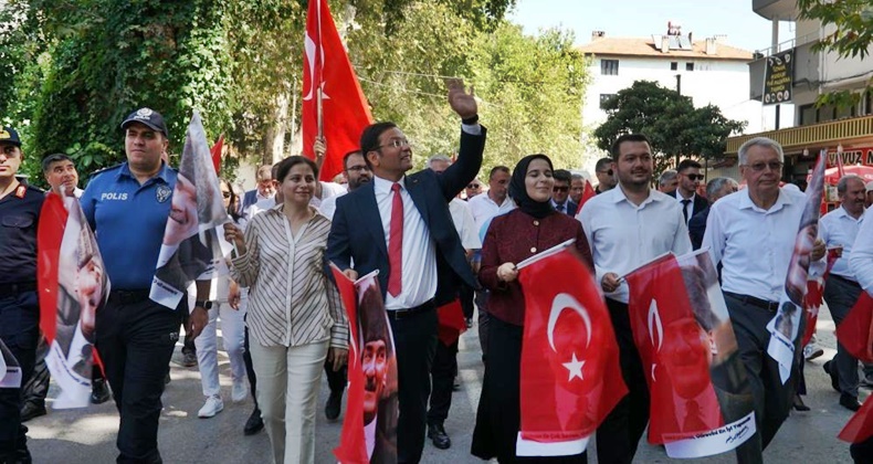 Sındırgı’da 102. Kurtuluş yılı Coşku ile kutlandı