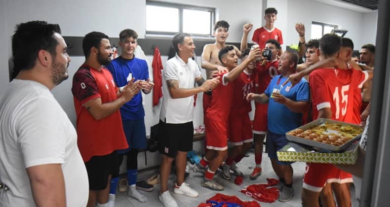 Balıkesirspor hem kazandı hem de kaybetti