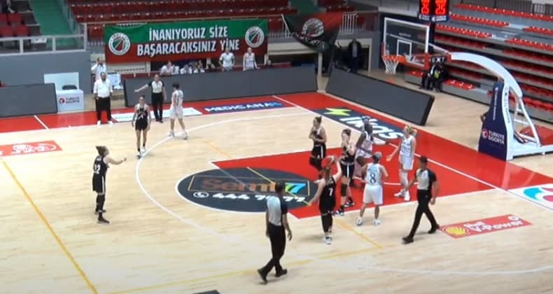 Burhaniye Belediyespor Yalova’da kaybetti