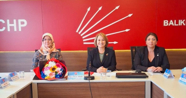 CHP Balıkesir İl Kadın Kolları Toplantısını Gerçekleştirdi