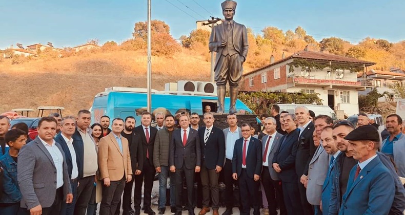 Balıkesir’e imeceyle Atatürk Heykeli yapıldı