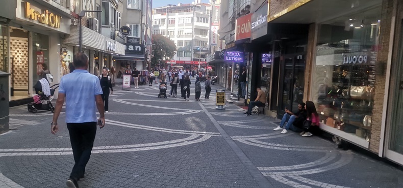 Gençlerin Tercih Ettiği Sokak