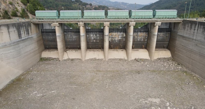 Bandırma’nın 4 aylık içme suyu kaldı