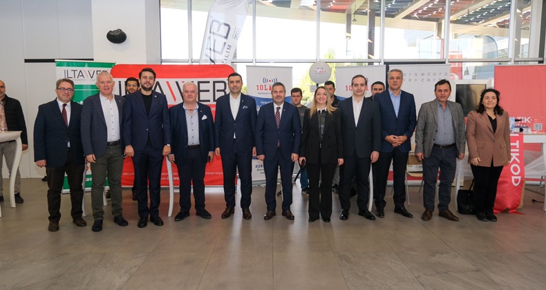 Balıkesir’de Sınır Ötesi E-Ticaret Konferansı Gerçekleşti