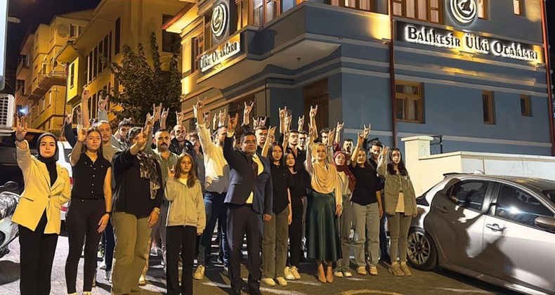 Balıkesir Ülkü Ocakları’ndan Alparslan Türkeş Semineri