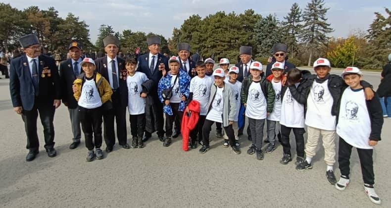 Atatürk’ün huzuruna çıktılar