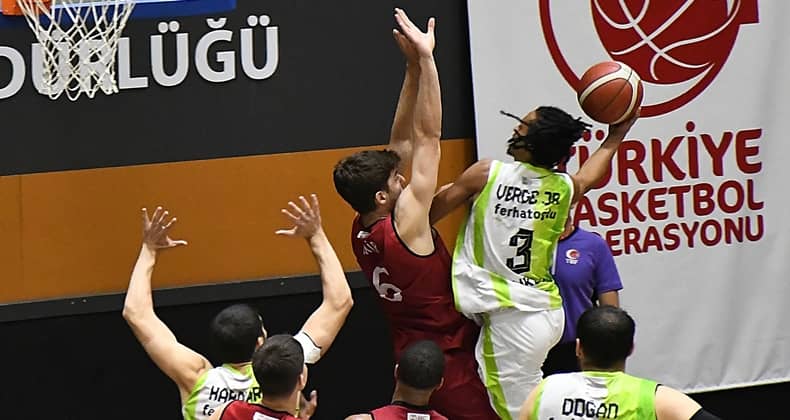 Balıkesir Büyükşehir Belediyespor Haremspor deplasmanında