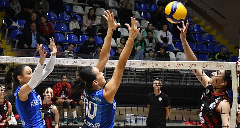 Balıkesir Büyükşehir Belediyespor kazanırken Ayvalık Gelişimspor dinlendi