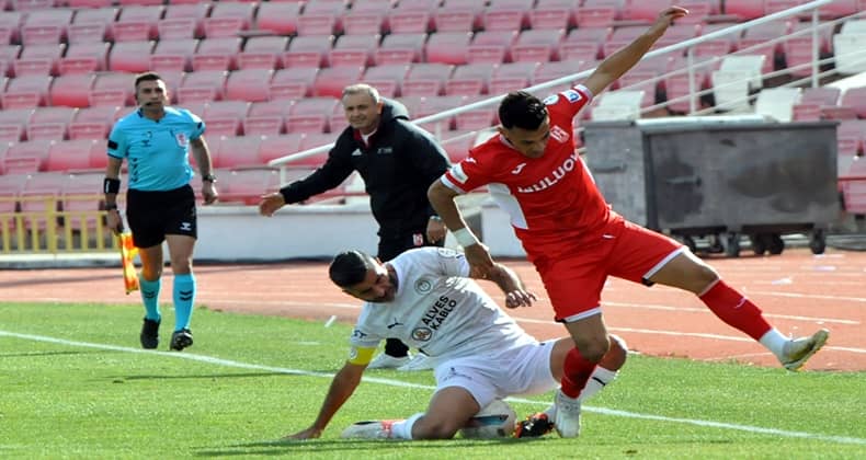Balıkesirspor ile Etimesgut Belediyespor golsüz berabere kaldı