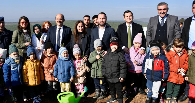 100. yılda yola çıktılar Balıkesir’e 100 bin ağaç kazandırdılar