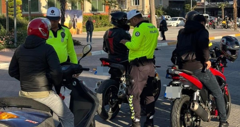Gönen’de trafik denetimlerinde 432 bin liralık ceza kesildi