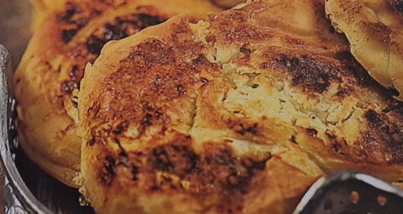 Balıkesir Mutfağından Nohutlu Börek