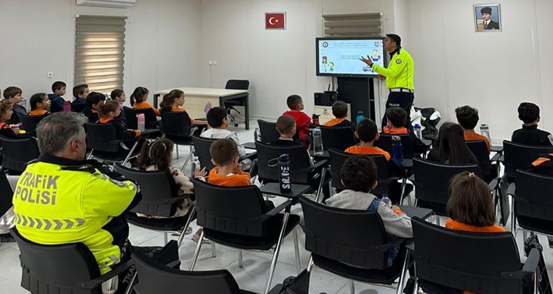 Balıkesir’de 900 öğrenciye trafik eğitimi verildi
