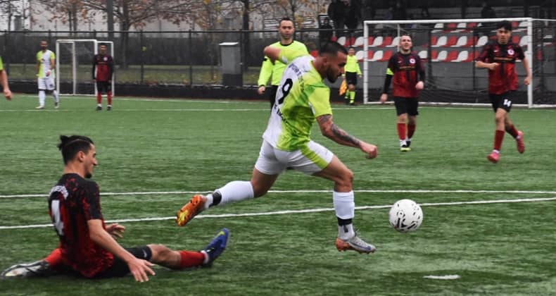 Balıkesir Büyükşehir Belediyespor ilk devreyi lider tamamlarken maç kaybetmedi