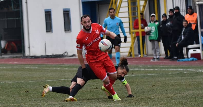 Başkentte kazanan Balıkesirspor devreyi lider tamamladı