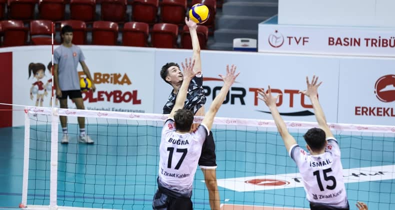 Bigadiç Belediyespor Ziraat Bankkart'ı 3-2 yendi
