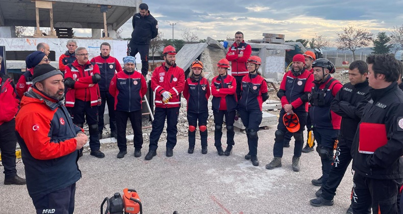 Balıkesir Afet Eğitim Kampında Yetkinlikler Geliştirildi