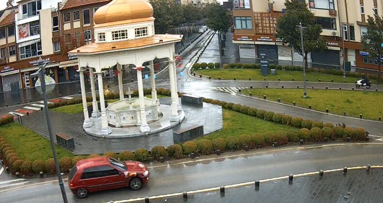 Balıkesir’de Yağmurlu Pazar Sabahı