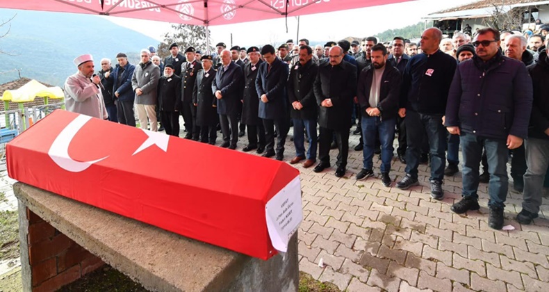 Vali Ustaoğlu, Astsubay Fahri Kurt’un Cenaze Törenine Katıldı