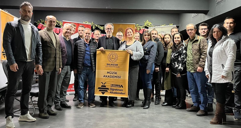 Müzik Akademisi’nde Özhan Eren’le Unutulmaz Bir Etkinlik