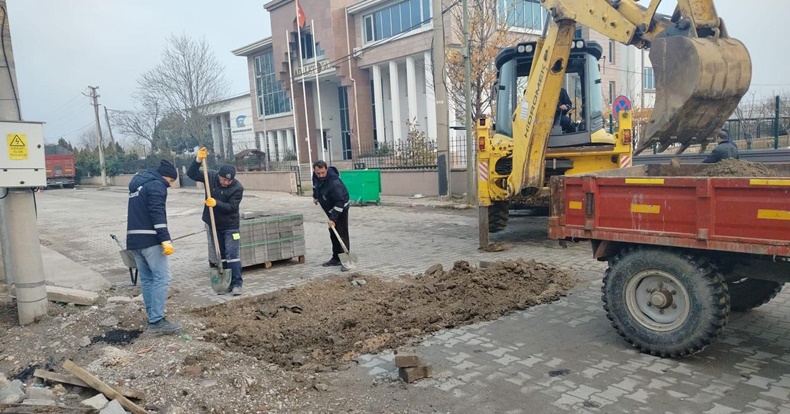 Susurluk Belediyesi Fen İşleri Müdürlüğü’nden Hız Kesmeyen Çalışmalar