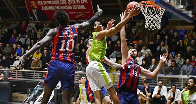 Balıkesir Büyükşehir Belediyespor TED Ankara Kolejliler'i yendi