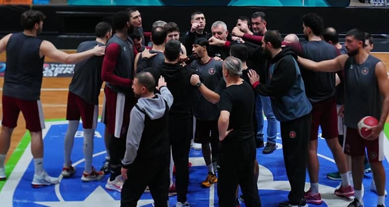 Bandırma Bordo Fenerbahçe Koleji ile karşılaşacak