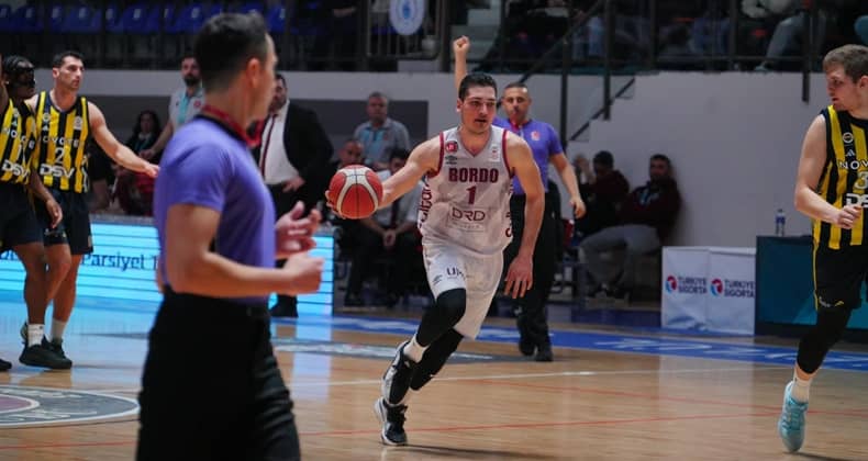 Bandırma Bordo Fenerbahçe Koleji’ni farklı yendi – (116-78)