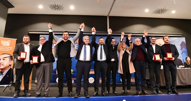 AK Parti Gençlik Kollarında Kongre Heyecanı Yaşandı