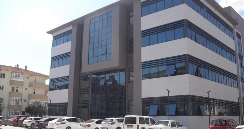 Balıkesir’de doğurduğu bebeği tuvalete bıraktı