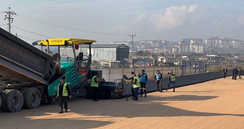 Gönen’de sanayi esnafının yol çilesi bitti