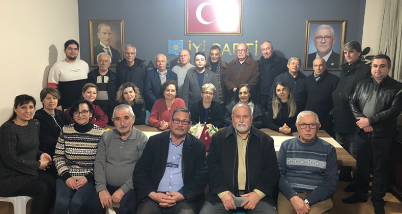 İYİ Parti Karesi İlçe Başkanlığında Yeni Yönetim Göreve Başladı