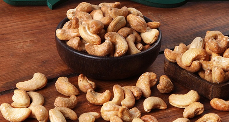 Kavurulmuş Kaju ve Çiğ Kaju Arasındaki Farklar