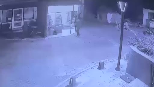Sokak ortasında av tüfeğiyle böyle vurdu
