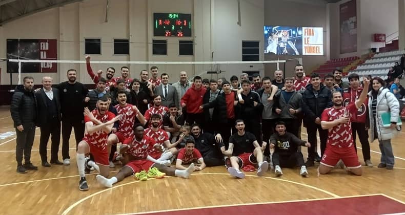 Bigadiç Belediyespor Gaziantep ekibine set vermedi